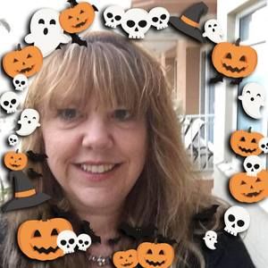 Meet your Posher, Leslie